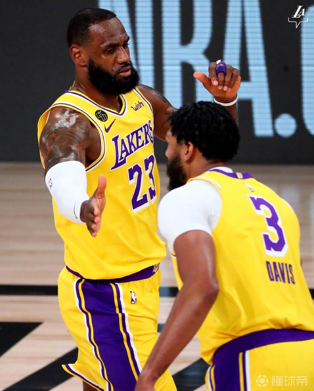 包含风云突变上海久事冲刺阶段迎来里程碑,NBA常规赛版图或变,媒体盛赞,细节决定成败的词条 包含风云突变上海久事冲刺阶段迎来里程碑,NBA常规赛版图或变,媒体盛赞,细节决定成败的词条