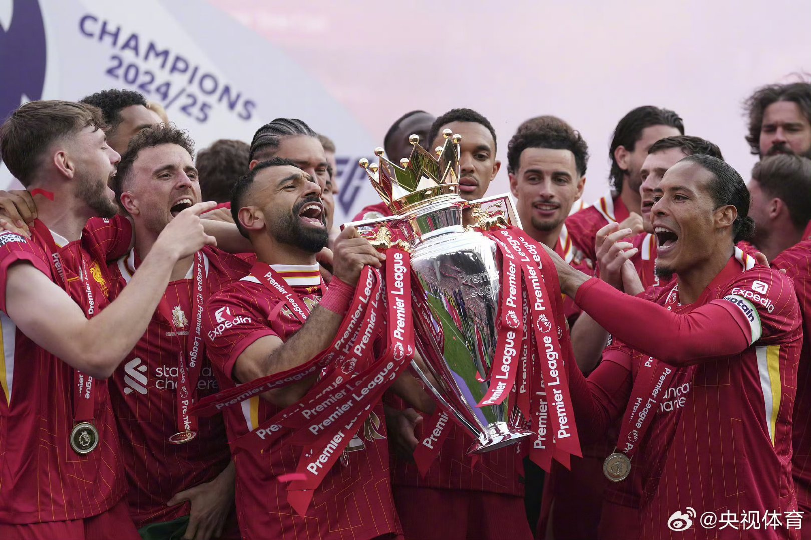 包含转会期皇家社会更衣室发声——欧超杯节点到来,媒体盛赞,年轻球员得到机会的词条 包含转会期皇家社会更衣室发声——欧超杯节点到来,媒体盛赞,年轻球员得到机会的词条